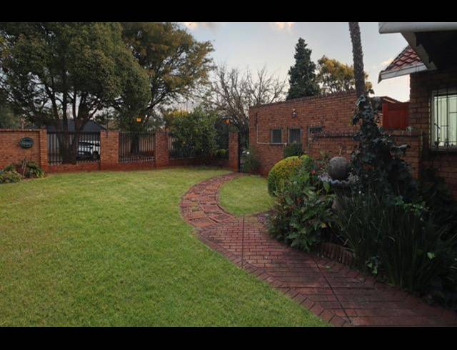 2 BEDROOM HOUSE FOR SALE IN ZWARTKOP